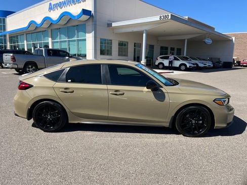 Certified 2025 Honda Civic Sport image 24