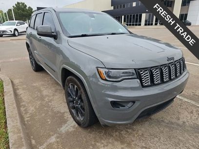 Used 2020 Jeep Grand Cherokee Altitude