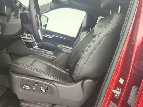 Used 2024 GMC Sierra 3500 Denali w/ Technology Package AWD/4WD image 26