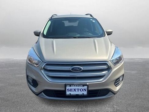 Used 2018 Ford Escape SE w/ SE Sync 3 Package FWD image 4