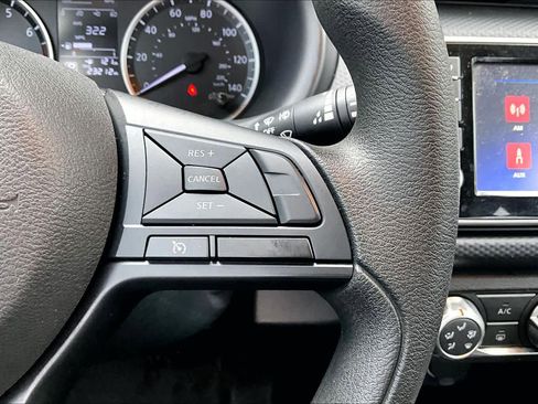 Certified 2024 Nissan Kicks S image 23