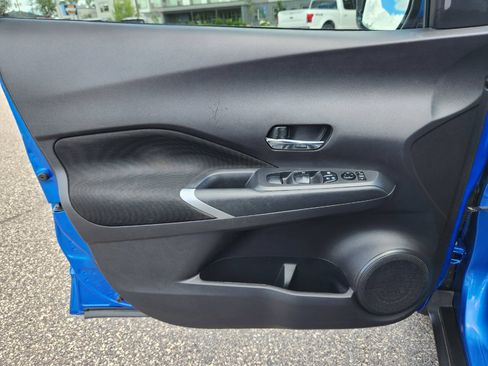 Used 2024 Nissan Kicks SV FWD image 19