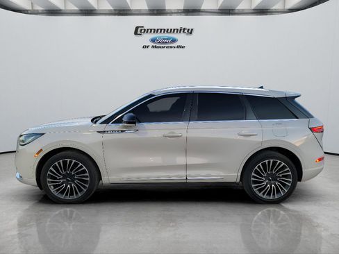 Used 2020 Lincoln Corsair Reserve w/ Equipment Group 201A image 9