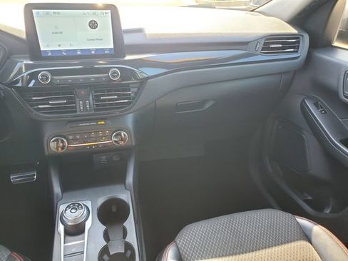 Used 2023 Ford Escape ST-Line AWD/4WD image 9