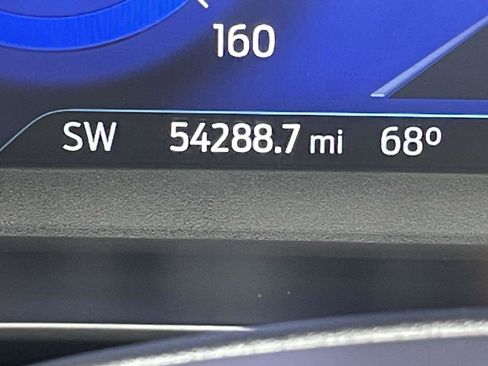 Used 2020 Ford Escape SE Sport image 25