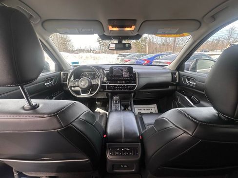 Used 2022 Nissan Pathfinder SL image 33