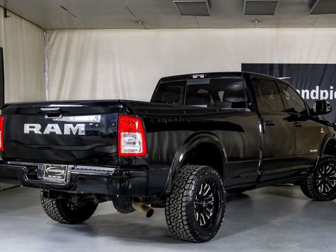 Used 2022 RAM 3500 Laramie image 9