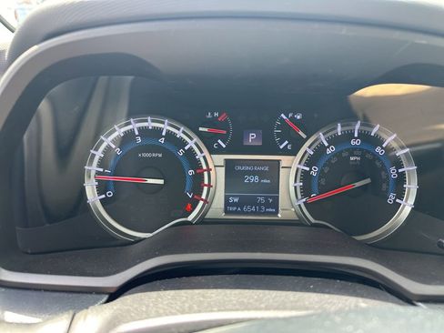 Used 2018 Toyota 4Runner Limited image 17