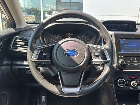 Used 2021 Subaru Crosstrek 2.0i Premium w/ Moonroof Package AWD/4WD image 2