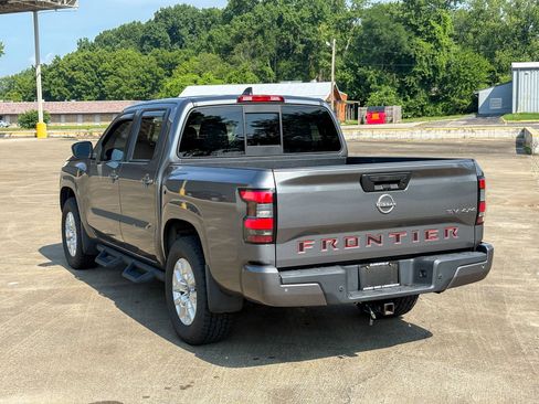 Used 2022 Nissan Frontier SV w/ Technology Package AWD/4WD image 11