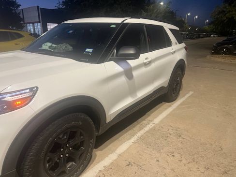 Used 2022 Ford Explorer Timberline AWD/4WD image 2