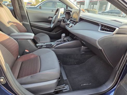 Used 2025 Toyota Corolla SE image 14