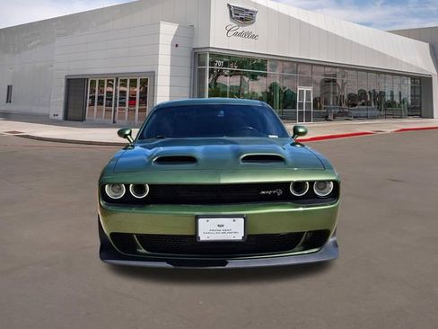 Used 2021 Dodge Challenger SRT Hellcat Redeye image 2