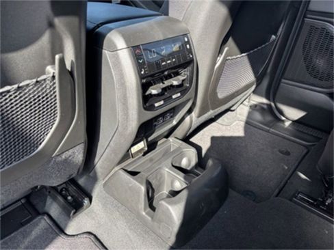 New 2025 Jeep Grand Cherokee L Limited image 26