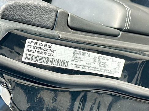 Used 2022 Jeep Grand Cherokee Limited RWD image 33