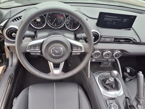 New 2025 MAZDA MX-5 Miata RF Grand Touring image 6