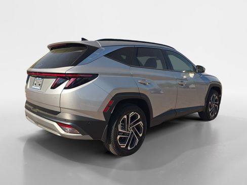 New 2026 Hyundai Tucson Limited AWD/4WD image 3