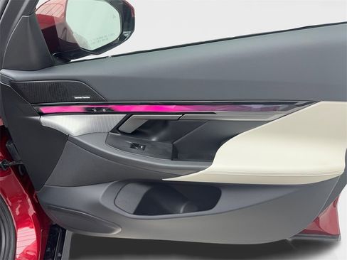 Used 2025 BMW i5 eDrive40i w/ M Sport Package image 41