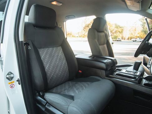 Used 2018 Toyota Tundra SR5 image 27