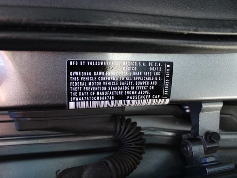 Used 2012 Volkswagen Beetle 2.0T image 35