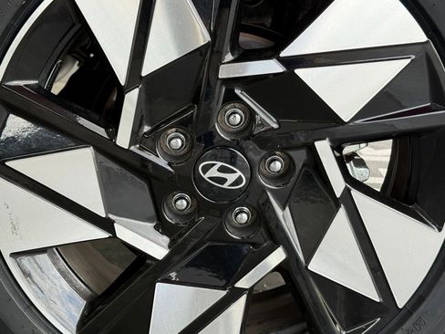 Used 2024 Hyundai Kona SEL image 20