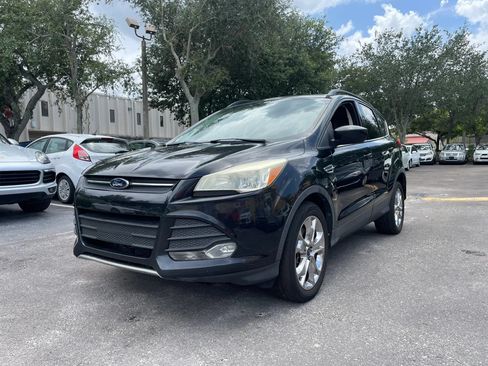 Used 2014 Ford Escape SE w/ Equipment Group 201A FWD image 5