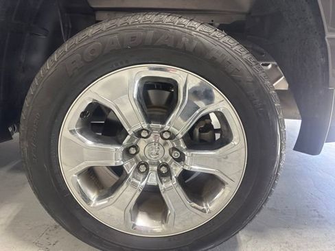 Used 2024 RAM 1500 Big Horn RWD image 9
