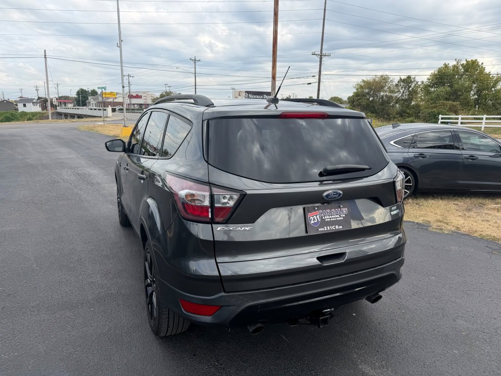 Used 2018 Ford Escape SE w/ SE Sport Appearance Package AWD/4WD image 6