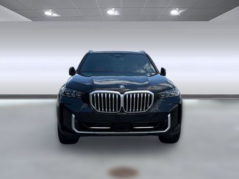 Used 2024 BMW X5 xDrive40i w/ Premium Package AWD/4WD image 6