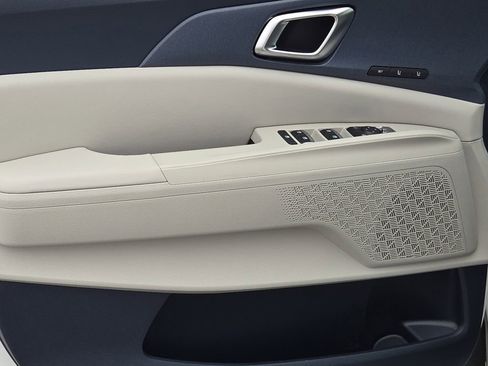 New 2026 Kia Carnival EX image 15