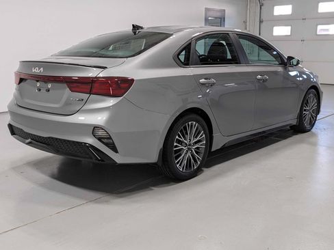 Used 2022 Kia Forte GT-Line w/ GT-Line Technology Package FWD image 8