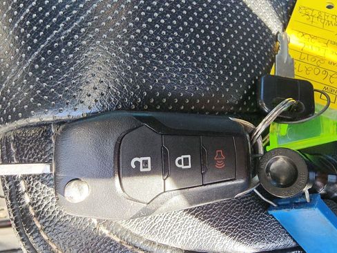 Used 2017 Ford F250 XLT image 23