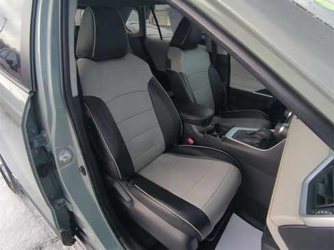 Used 2020 Toyota RAV4 XLE w/ Convenience Package image 30