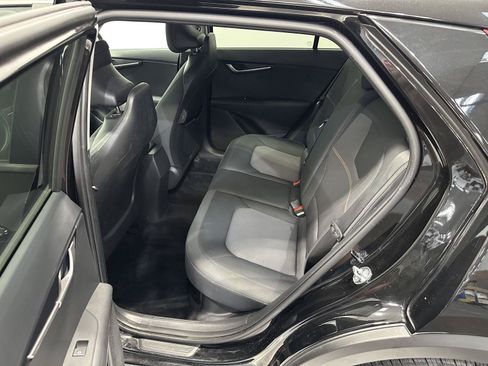 Used 2024 Kia Niro LX FWD image 25