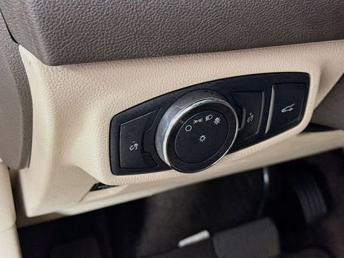 Used 2018 Lincoln MKC Reserve image 12