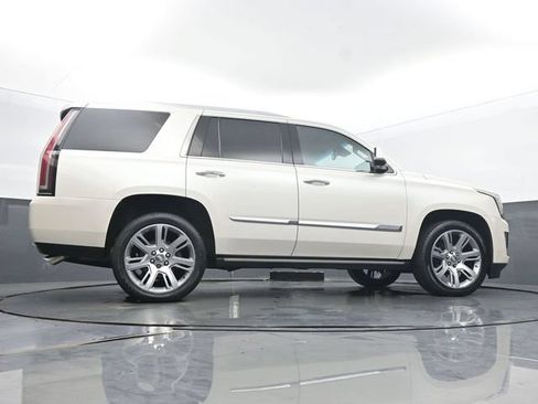 Used 2015 Cadillac Escalade Premium AWD/4WD image 52