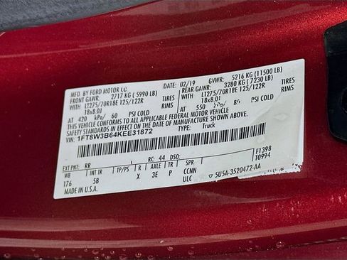 Used 2019 Ford F350 Lariat w/ Chrome Package image 32