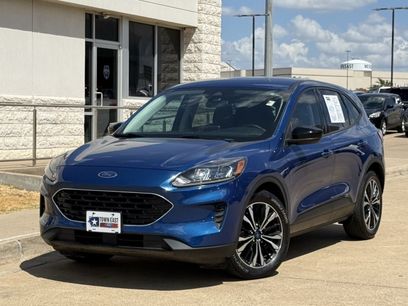 Certified 2022 Ford Escape SE w/ SE Sport Appearance Package