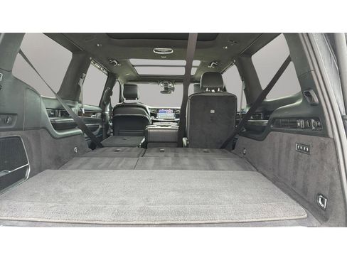 Used 2022 Jeep Grand Wagoneer Series II w/ Convenience Group III AWD/4WD image 29
