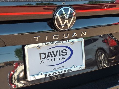 Used 2025 Volkswagen Tiguan S AWD/4WD image 29