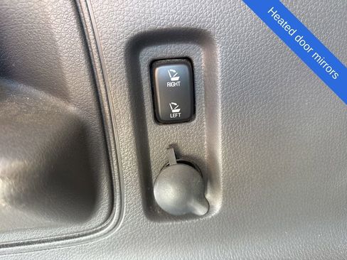 Used 2013 Ford Edge SEL image 18