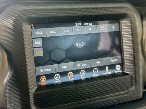 Used 2022 Jeep Wrangler Unlimited Sport AWD/4WD image 24