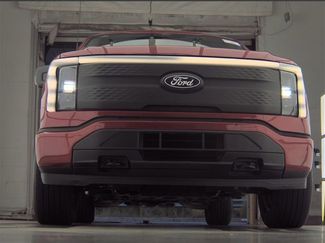 Used 2024 Ford F150 Lightning XLT video 3