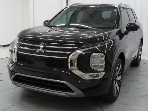 New 2026 Mitsubishi Outlander SEL AWD/4WD image 8