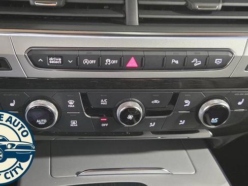 Used 2019 Audi Q7 2.0T Premium Plus w/ Premium Plus Package AWD/4WD image 20