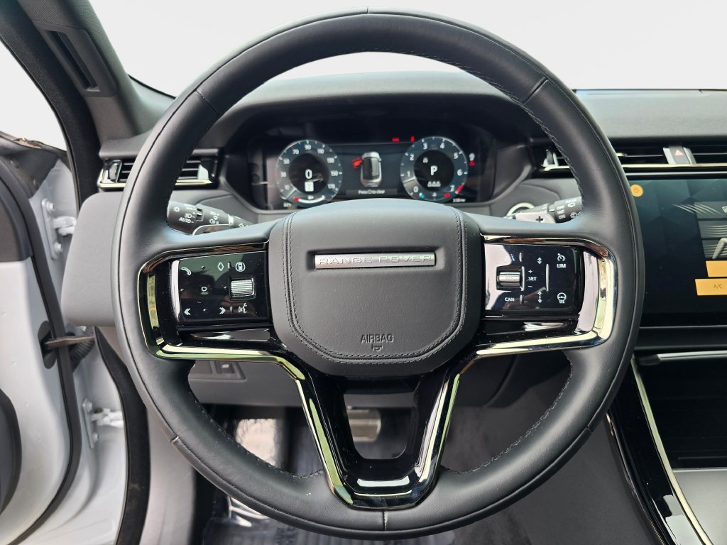 Certified 2025 Land Rover Range Rover Velar Dynamic SE AWD/4WD image 16