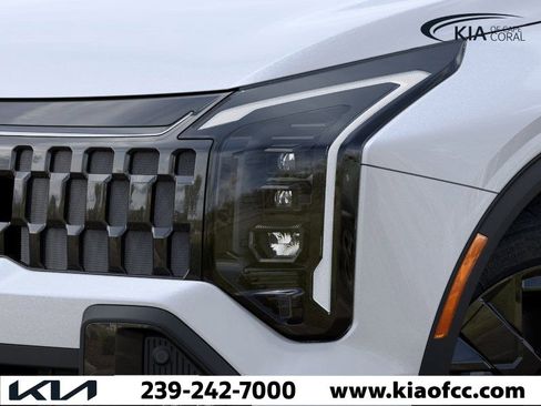 New 2026 Kia Sportage X-Line image 10