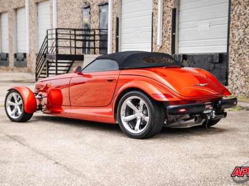 Used 2001 Plymouth Prowler RWD image 30