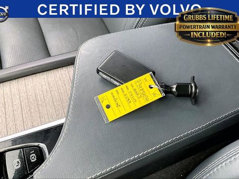 Used 2023 Volvo XC90 B6 Ultimate w/ Lounge Package AWD/4WD image 11