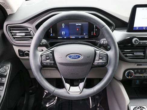 Certified 2023 Ford Escape Active AWD/4WD image 8